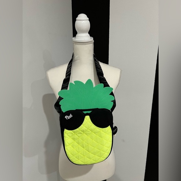 Victoria's Secret Other - PINK Pineapple Lunch Bag ✨